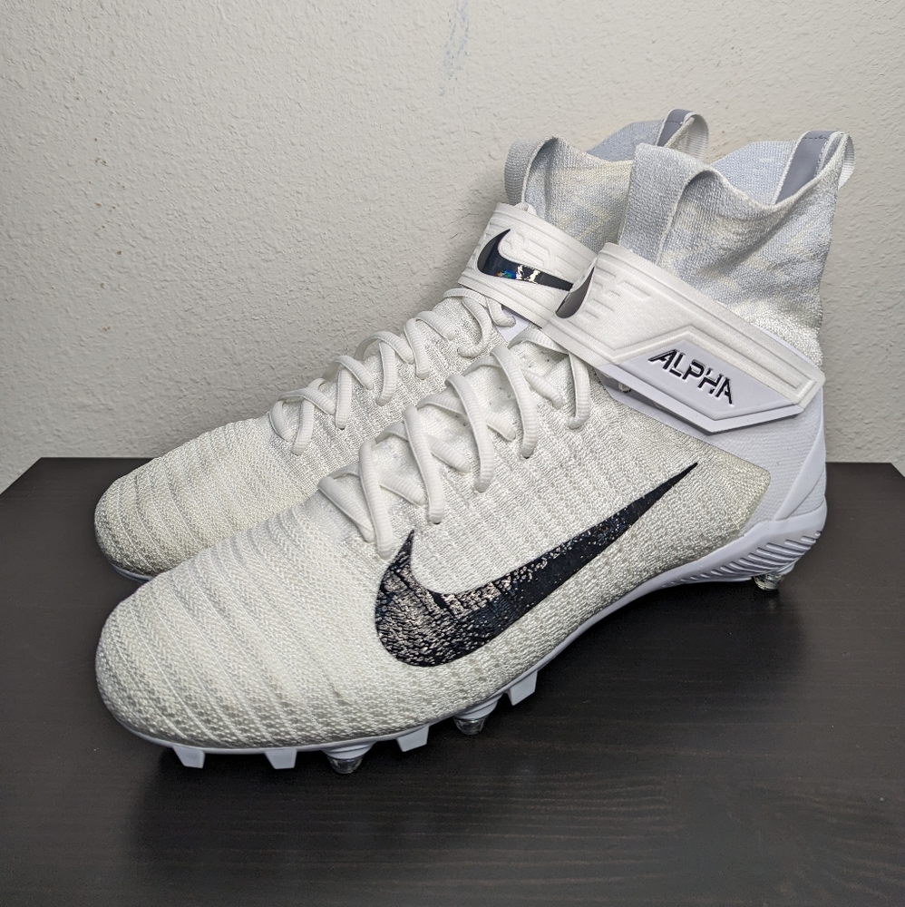 Nike Alpha Menace Elite 2 Flyknit White Football Cleats Mens Sz 12 CI1530-100